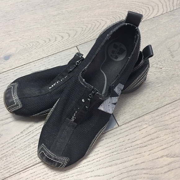 Merrell Barrado in Black - Picture 2 of 4